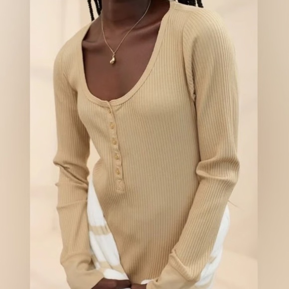 aerie Tops - NWT Aerie HENLEY Top
